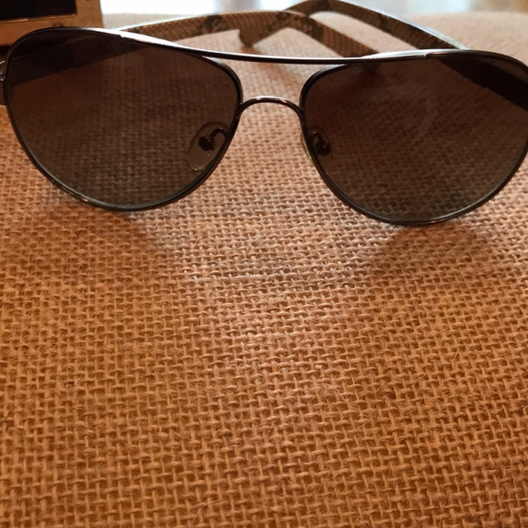 Tory Burch sunglasses - Picture 2 of 2